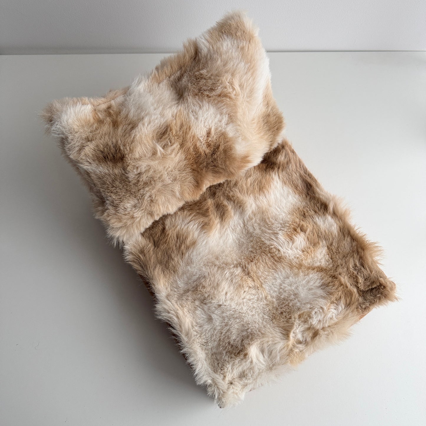 Double-Sided Newborn Photography Mattress – Faux Fur & Brown Leather Look
