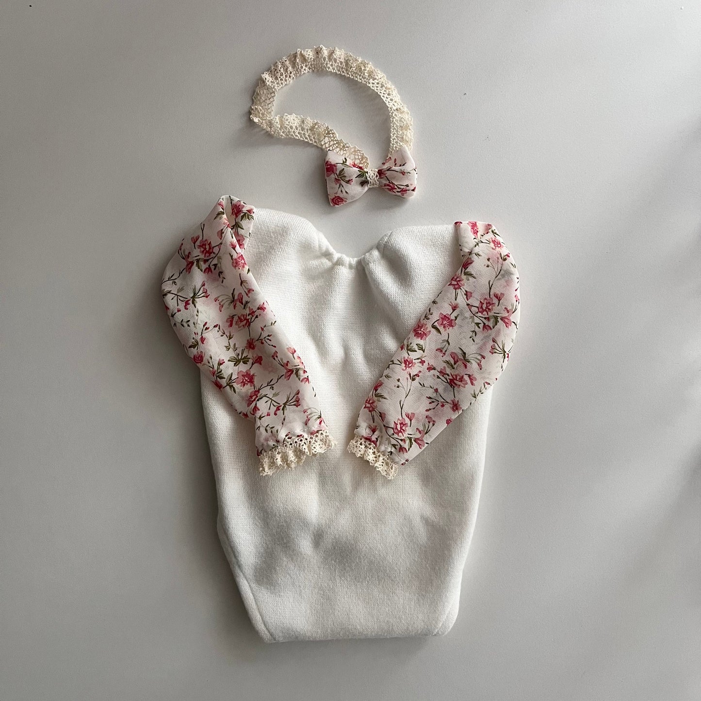 Anne cream and flower sitter Photography Prop Outfit For Girl - Sitter