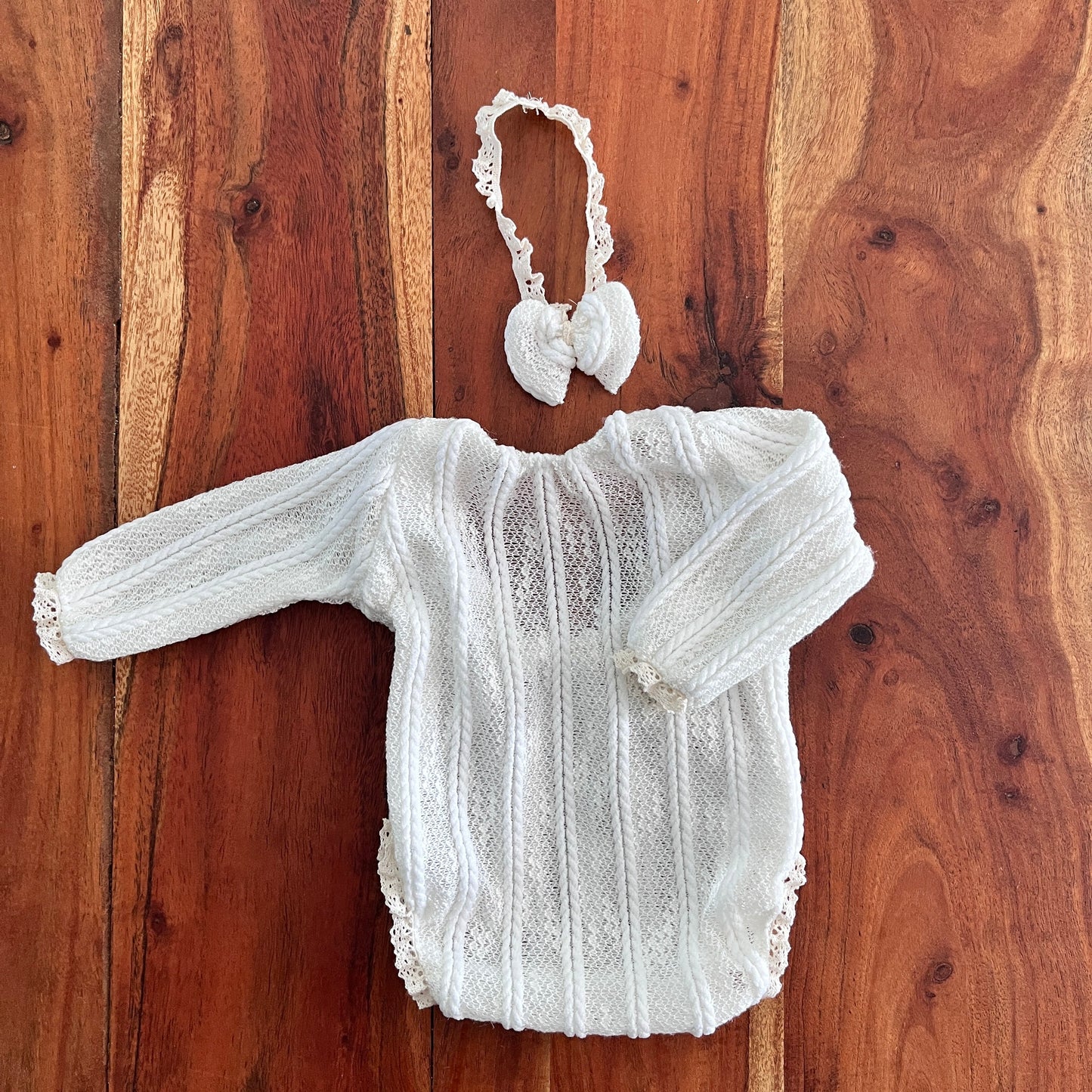 Daisy Newborn or Sitter Photography Prop Outfit For Girl