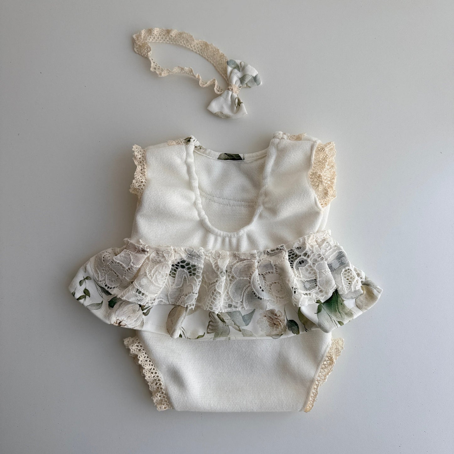 Floral Lace Newborn Photography Set
