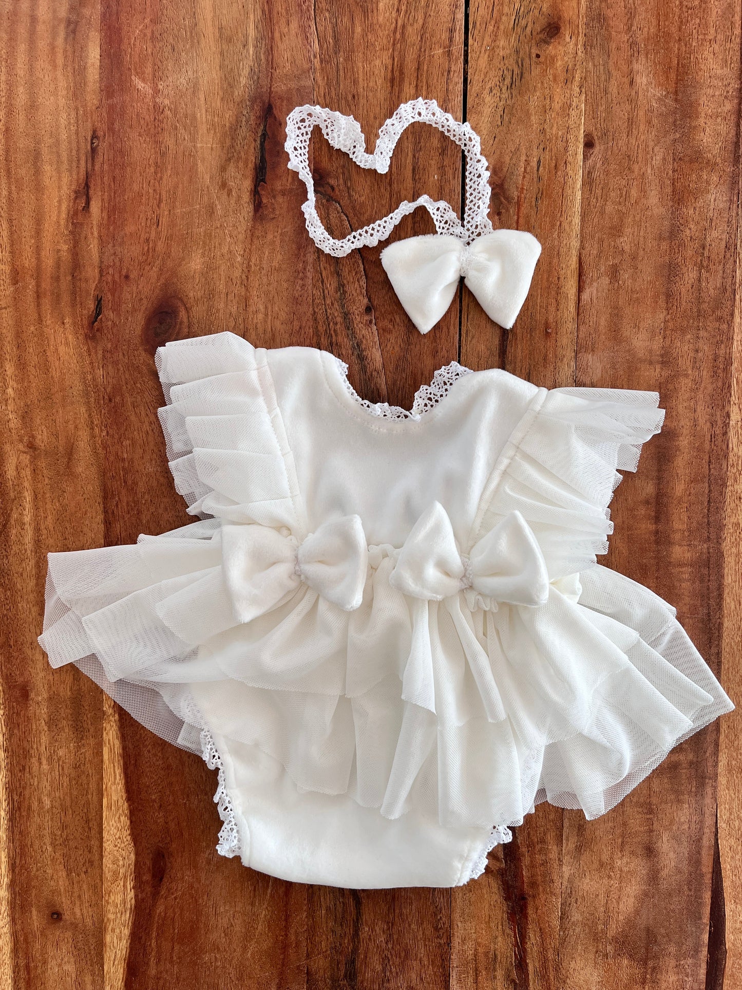 Maria milk white velvet Newborn Photography Props