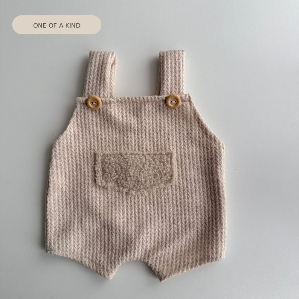 Milkshake Knit Pocket Romper – Newborn Photography Props
