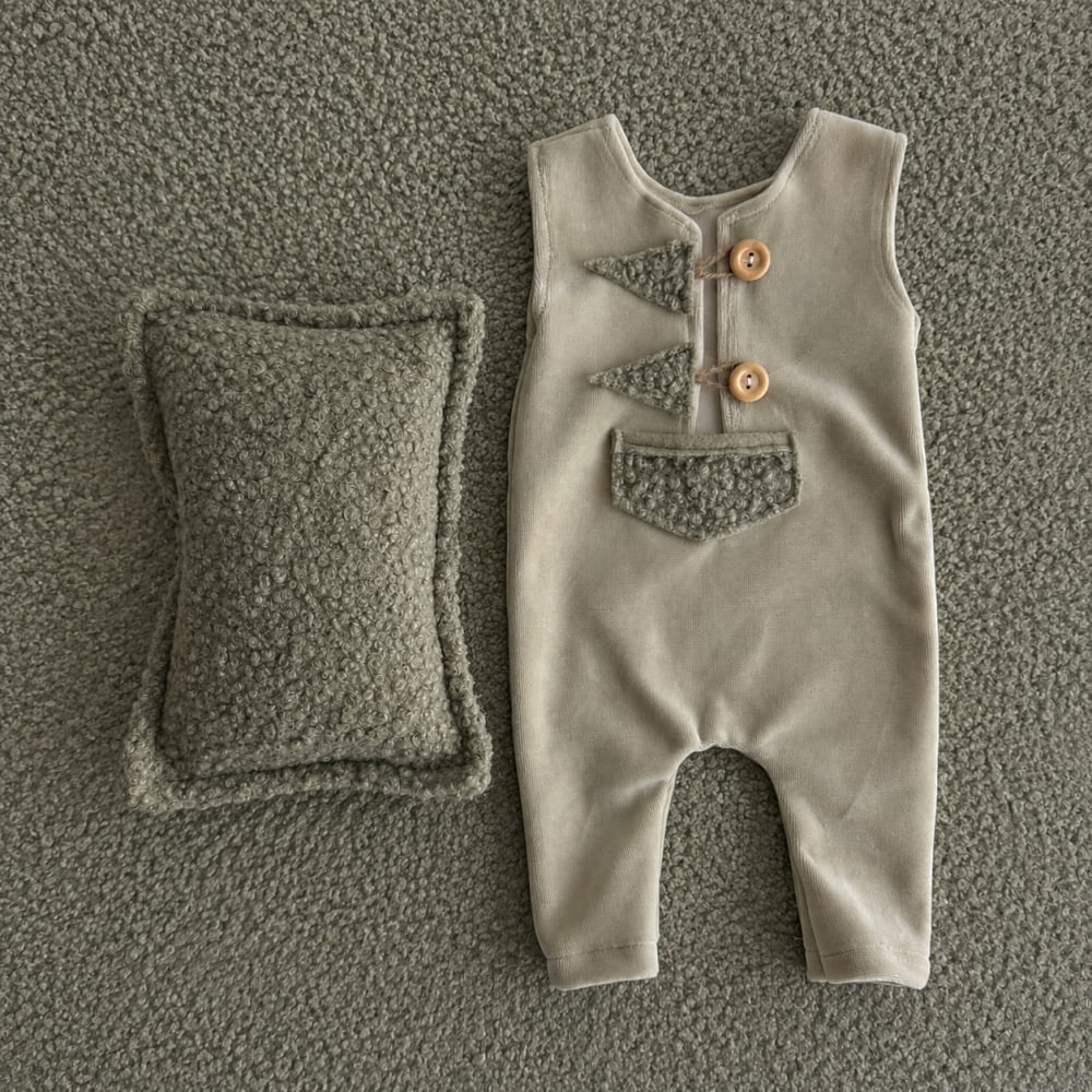 Pistachio Soft Newborn Romper & Pillow Set