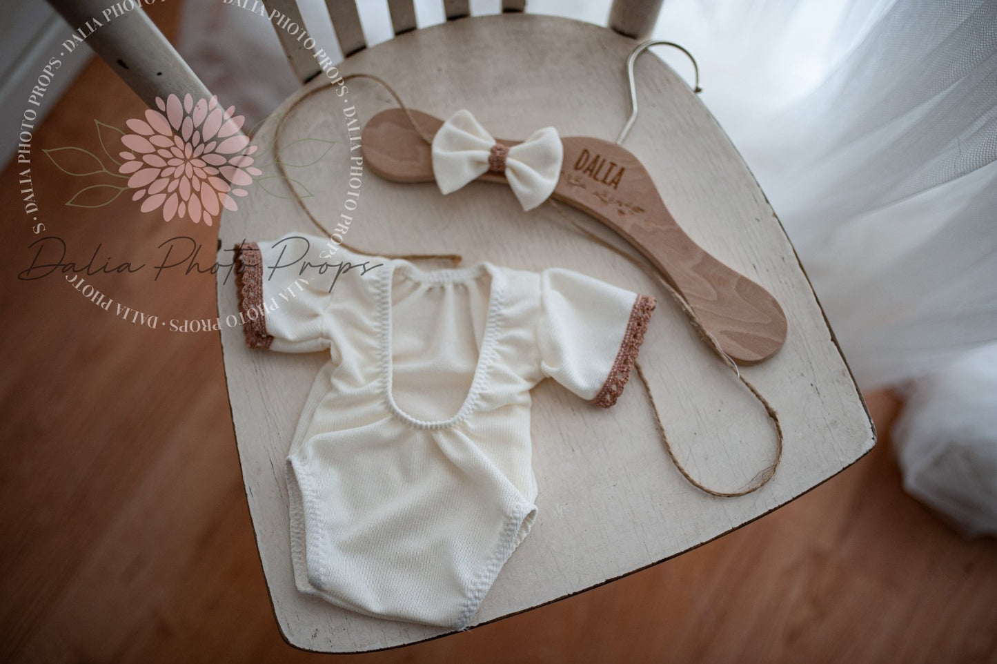 Dalia 1 - daliaphotoprops