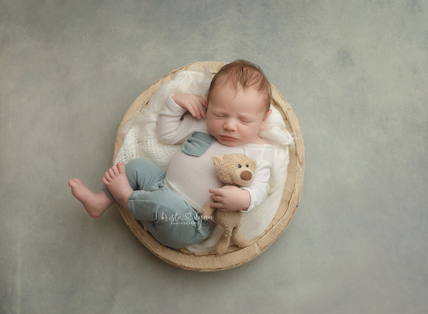 Iwo 2 - daliaphotoprops