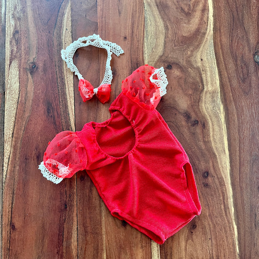 Accessoires de photographie de nouveau-né en tenue rouge