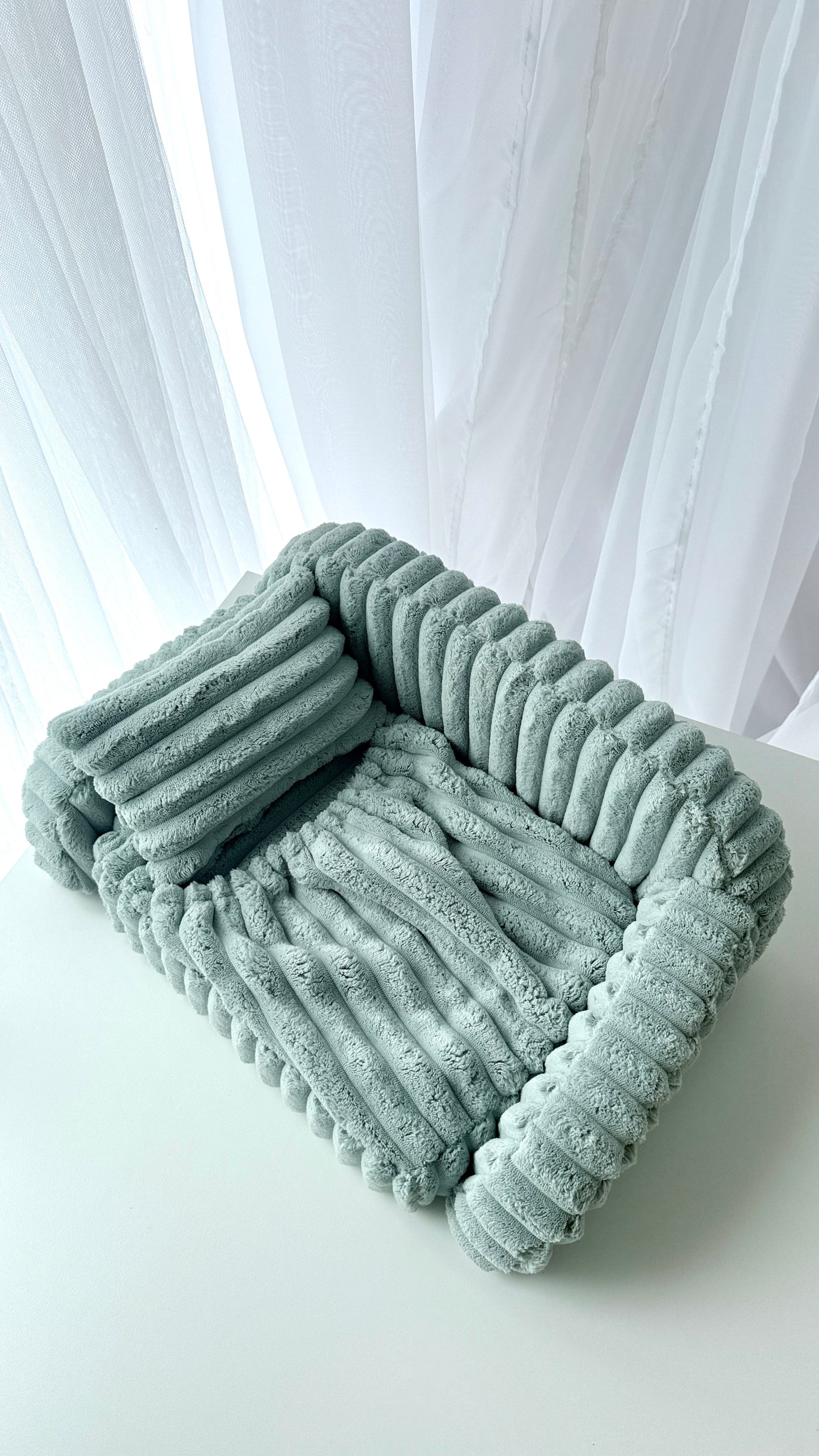 Cream Newborn Photography Bed – 3-in-1 Photo Prop