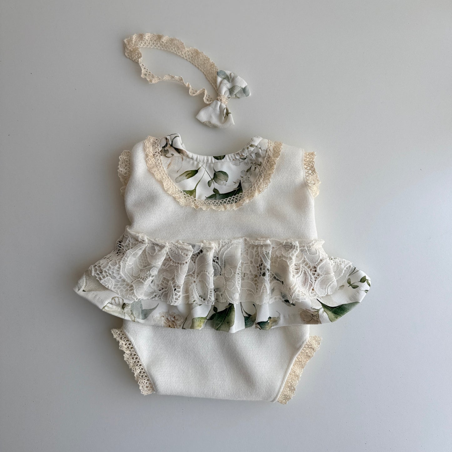 Floral Lace Newborn Photography Set