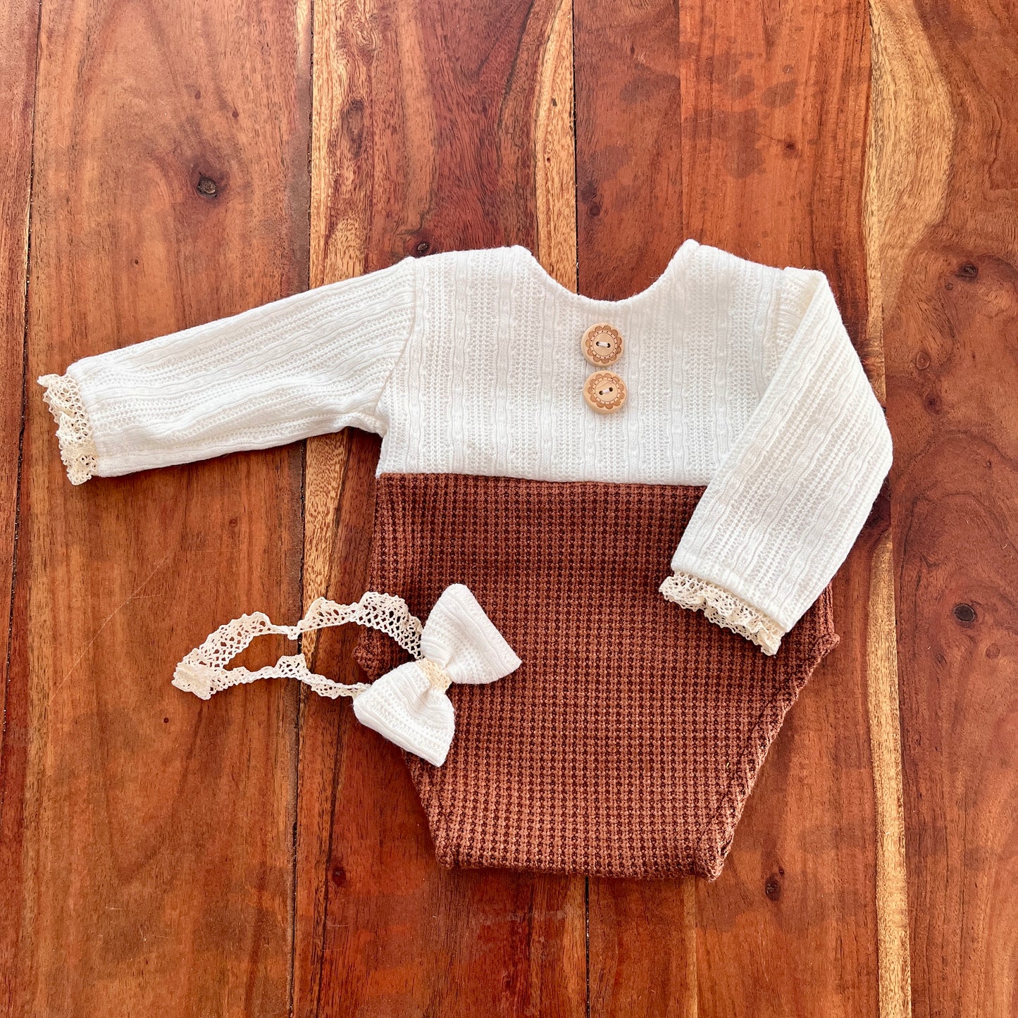 Mary cremefarbenes und braunes Neugeborenen-Fotografie-Requisiten-Outfit für Mädchen