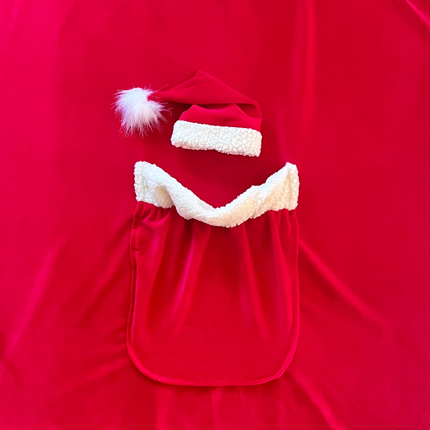 Santa Hat, Backdrop with a pocket. Newborn photo props