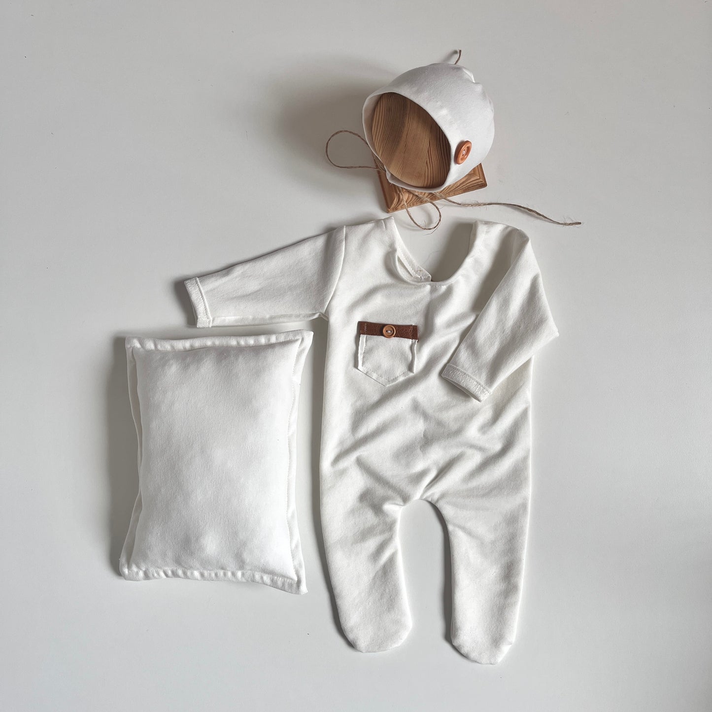 Lucas outfit Newborn Photography Props