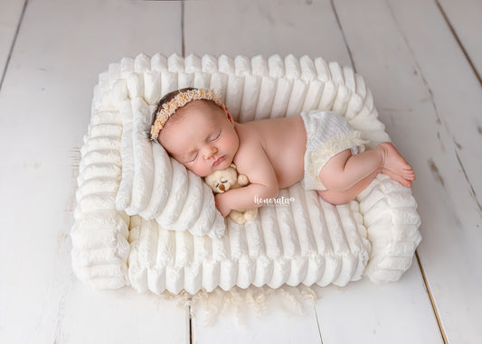 Cream Newborn Photography Bed – 3-in-1 Photo Prop