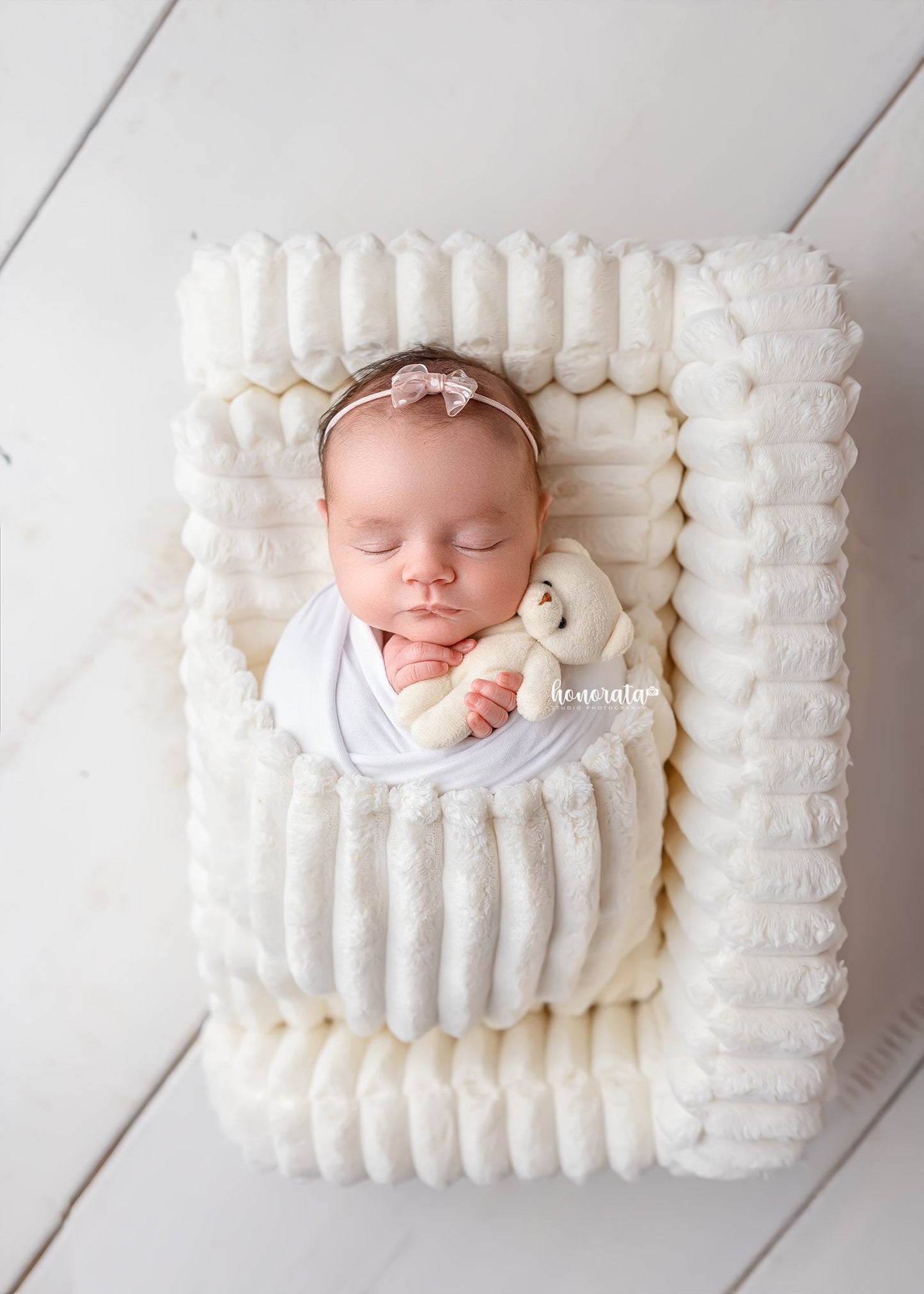 Cream Newborn Photography Bed – 3-in-1 Photo Prop