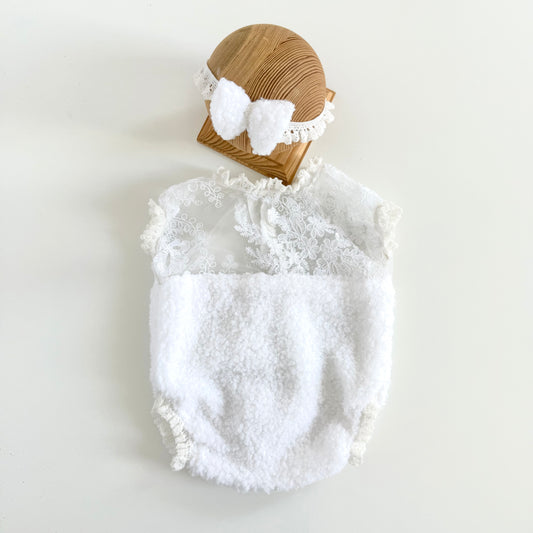 Snowflake Grace Newborn Outfit Set