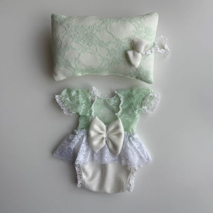 Amey newborn photography props - Green