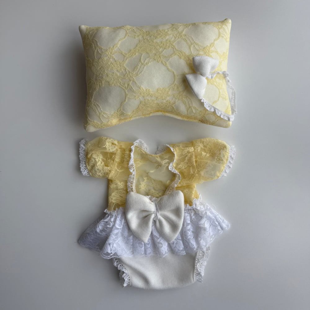Amey newborn photography props - Yellow