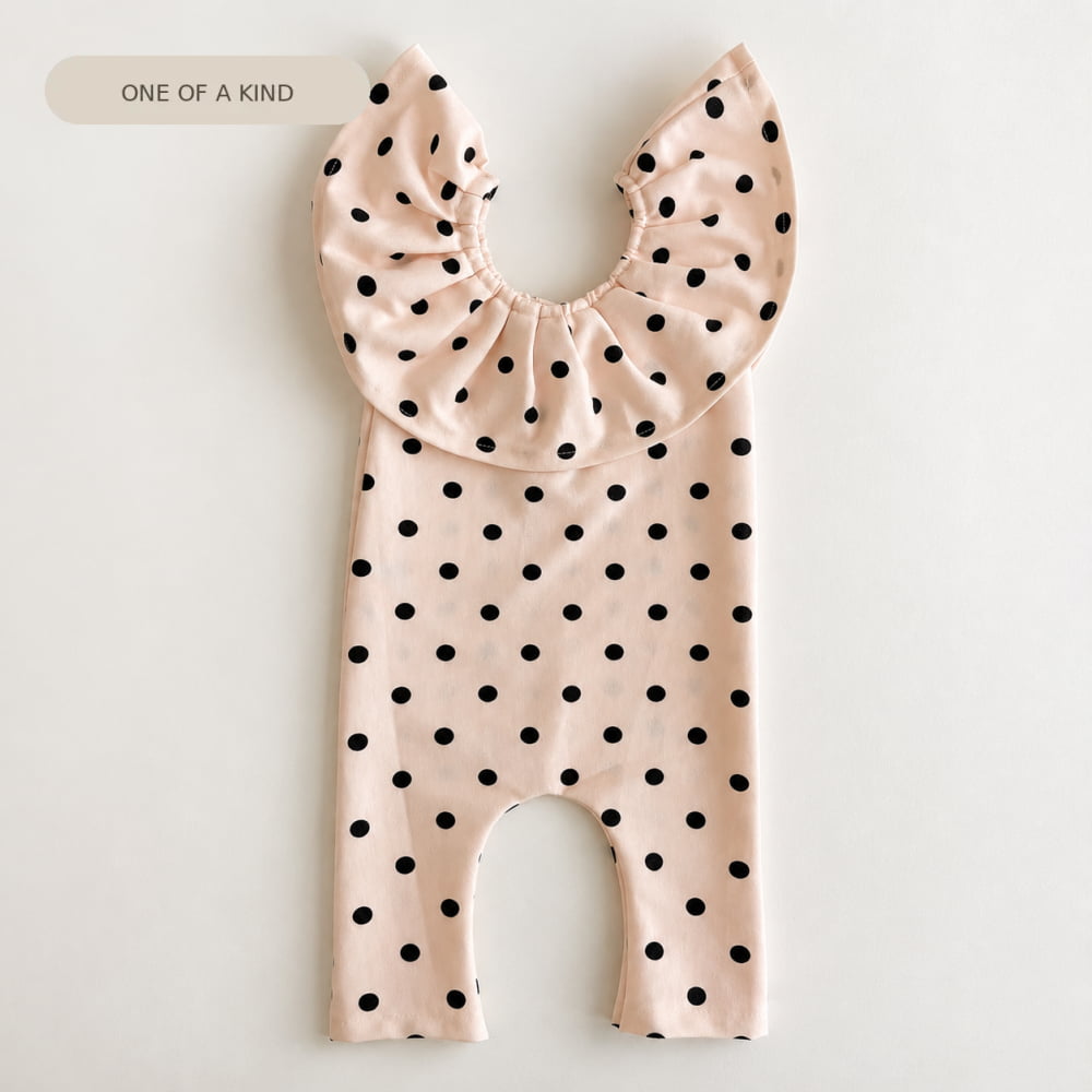 Blush Polka Dot Ruffle Collar Romper – Newborn Photography Props