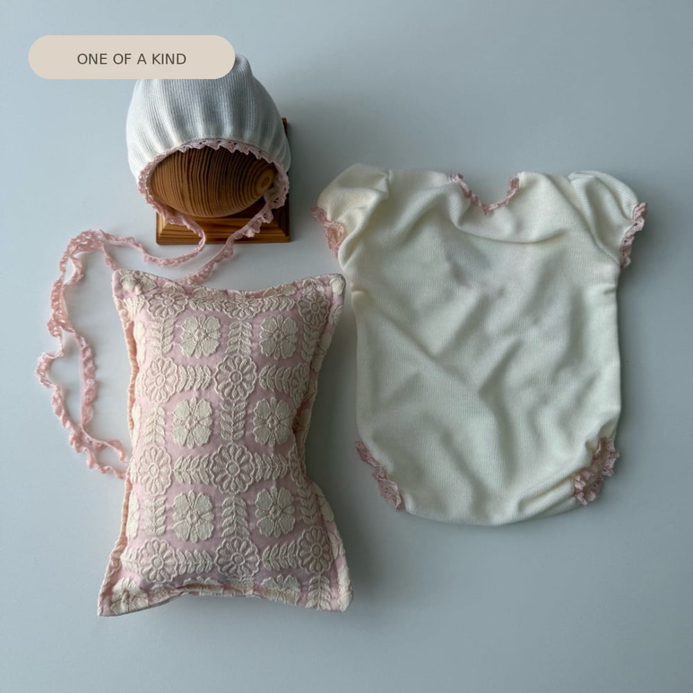 Dalia 2 Newborn Photography Props - newborn