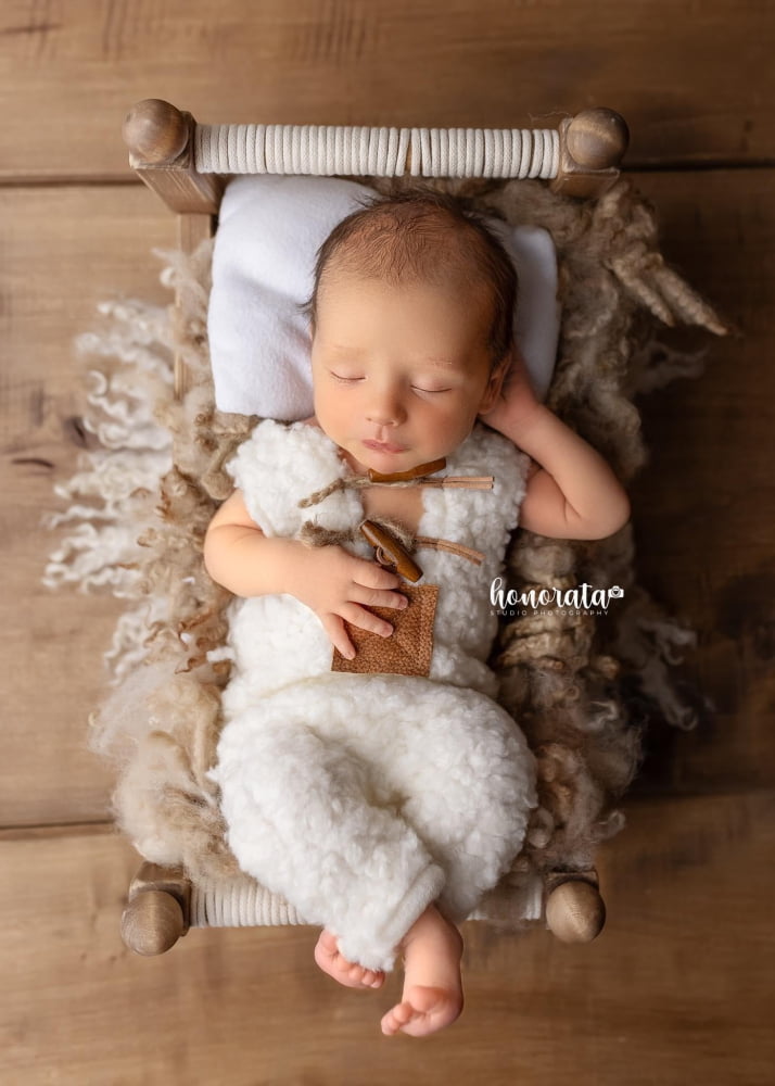 James cozy Newborn,sitter Photography Props