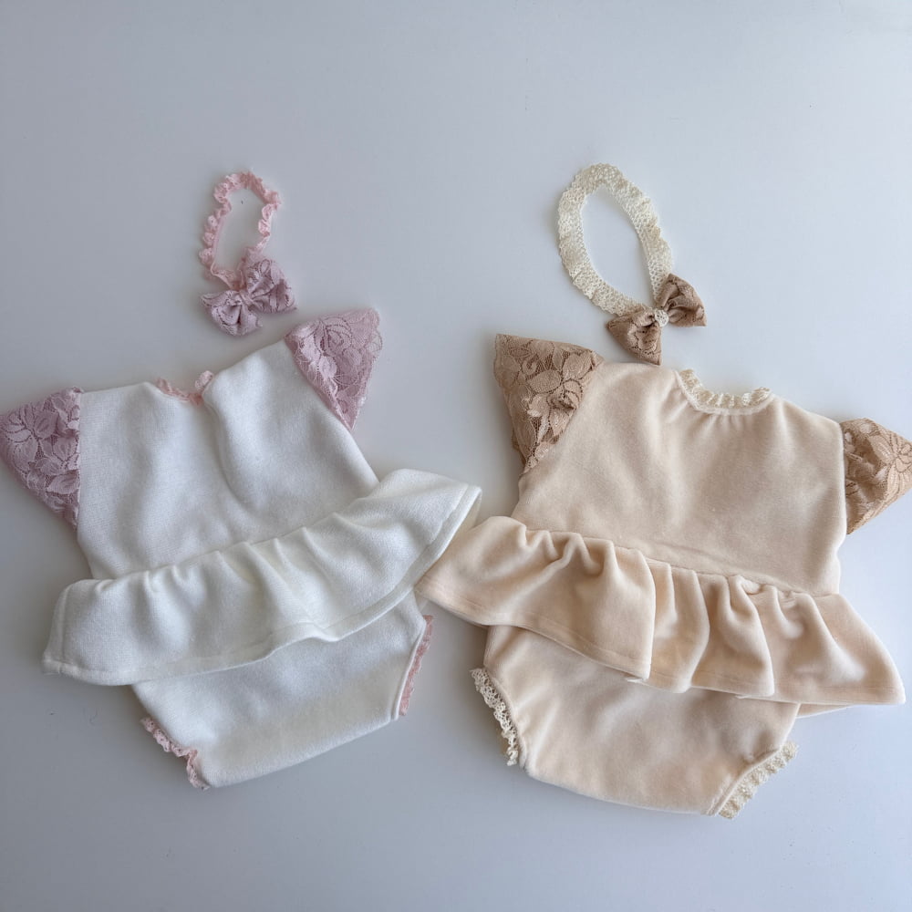 Lace Whisper One-Piece Newborn Dress Set - Photography Props