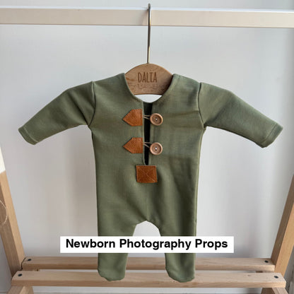 Luca 1 Newborn photography outfit