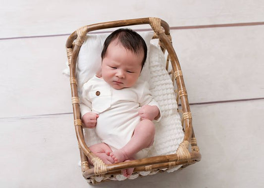 Luca with button - daliaphotoprops