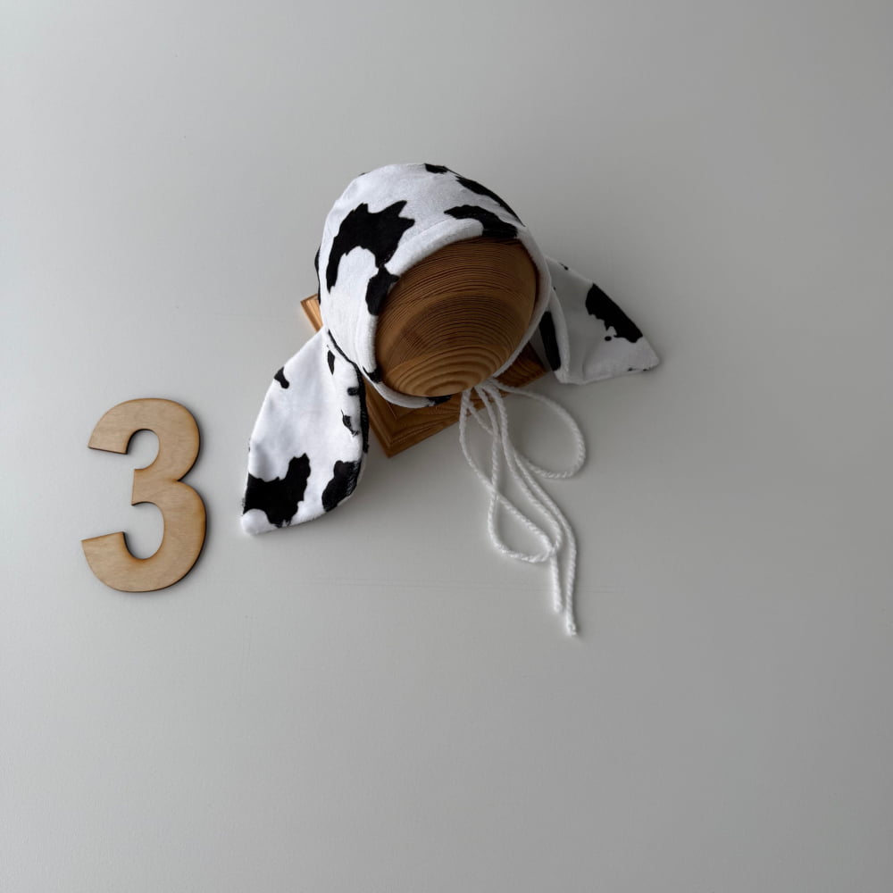 Moo Collection Newborn Photography Props - 3