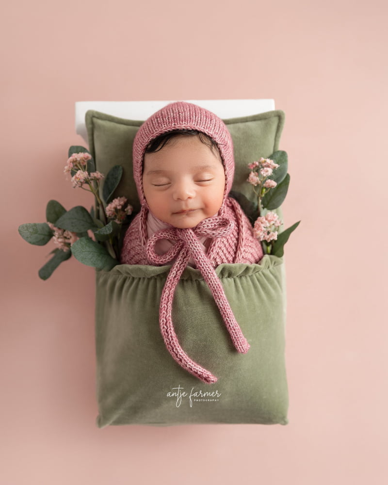 Newborn Photography Mattress Cover with Pocket & Pillow | Optional Foam Insert | Ready-to-Use Set