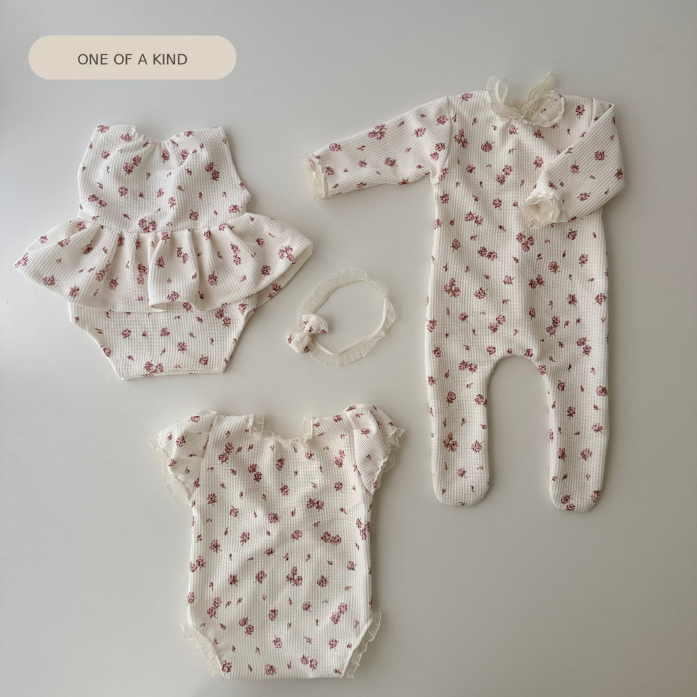 Petite Blossom Collection