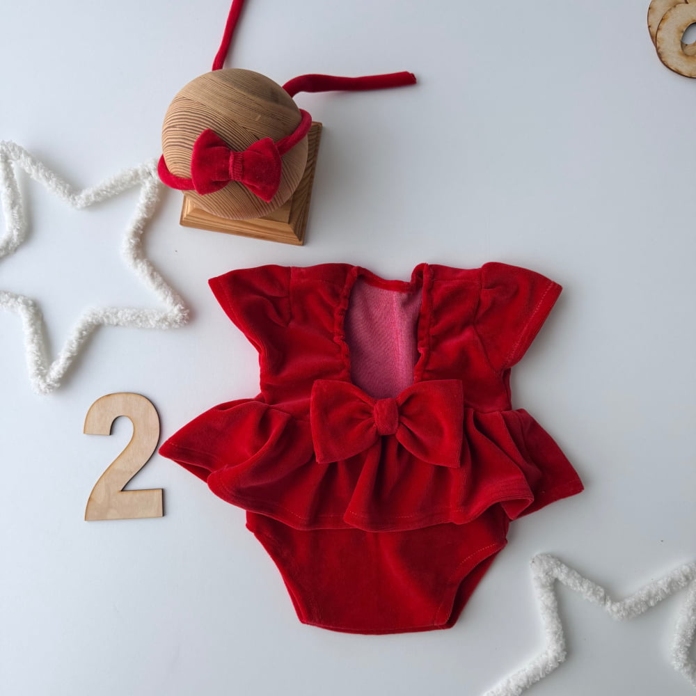 Red Collection Newborn Photography Prop - 2