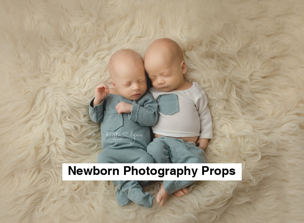 Twins Set - daliaphotoprops